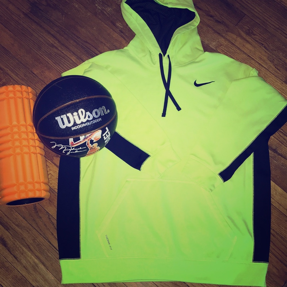 Nike Therma Fit Dri Fit Hoodie XL highlighter